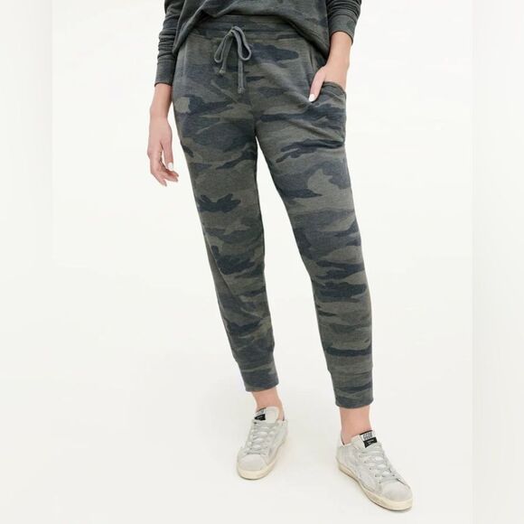 Splendid Pants - SPLENDID Camo Joggers